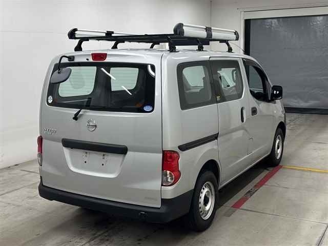 NISSAN NV200 VANETTE VAN