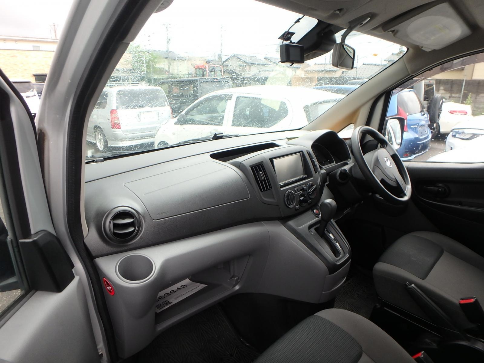 NISSAN NV200 VANETTE VAN