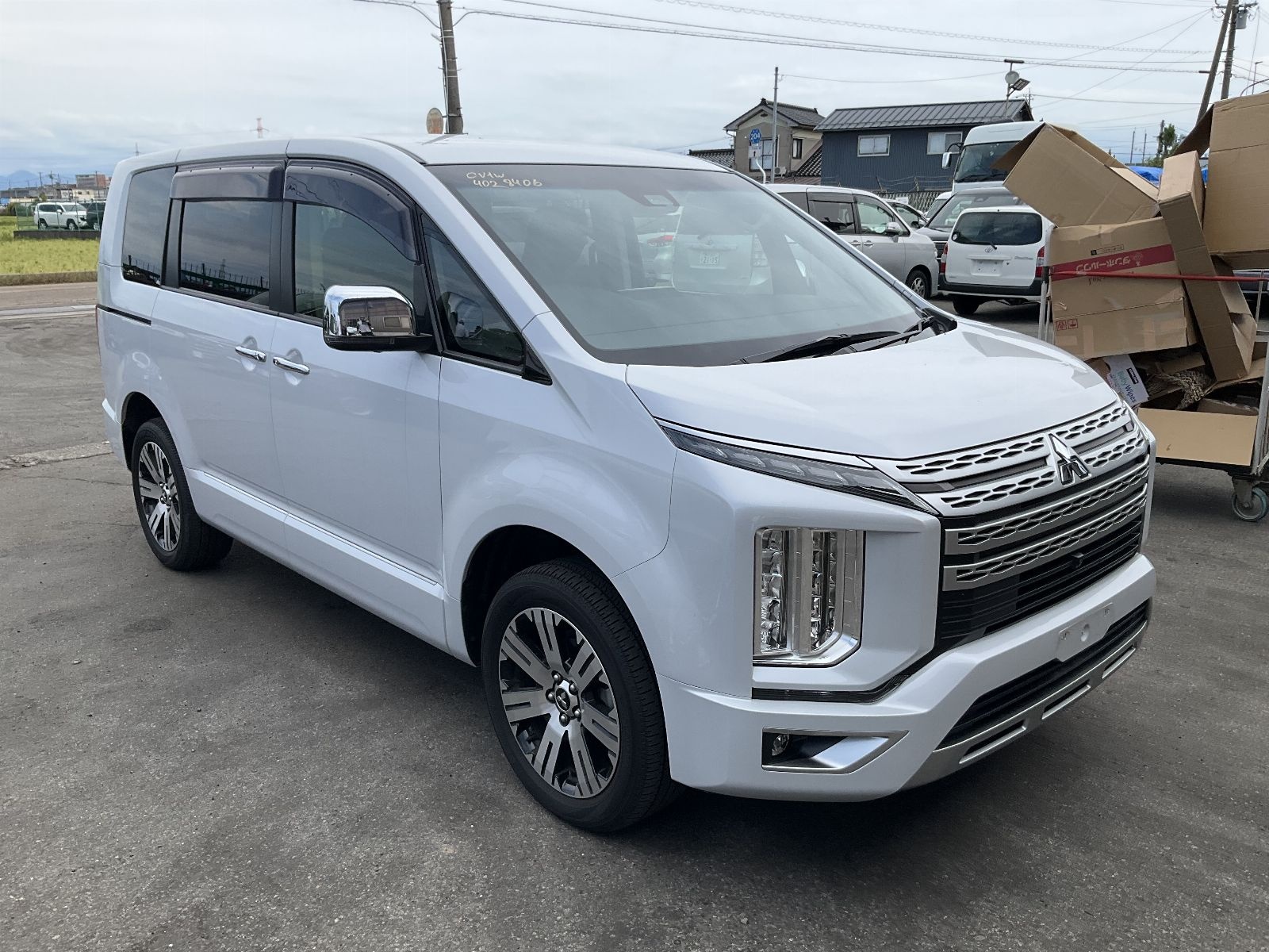 Mitsubishi Delica D:5