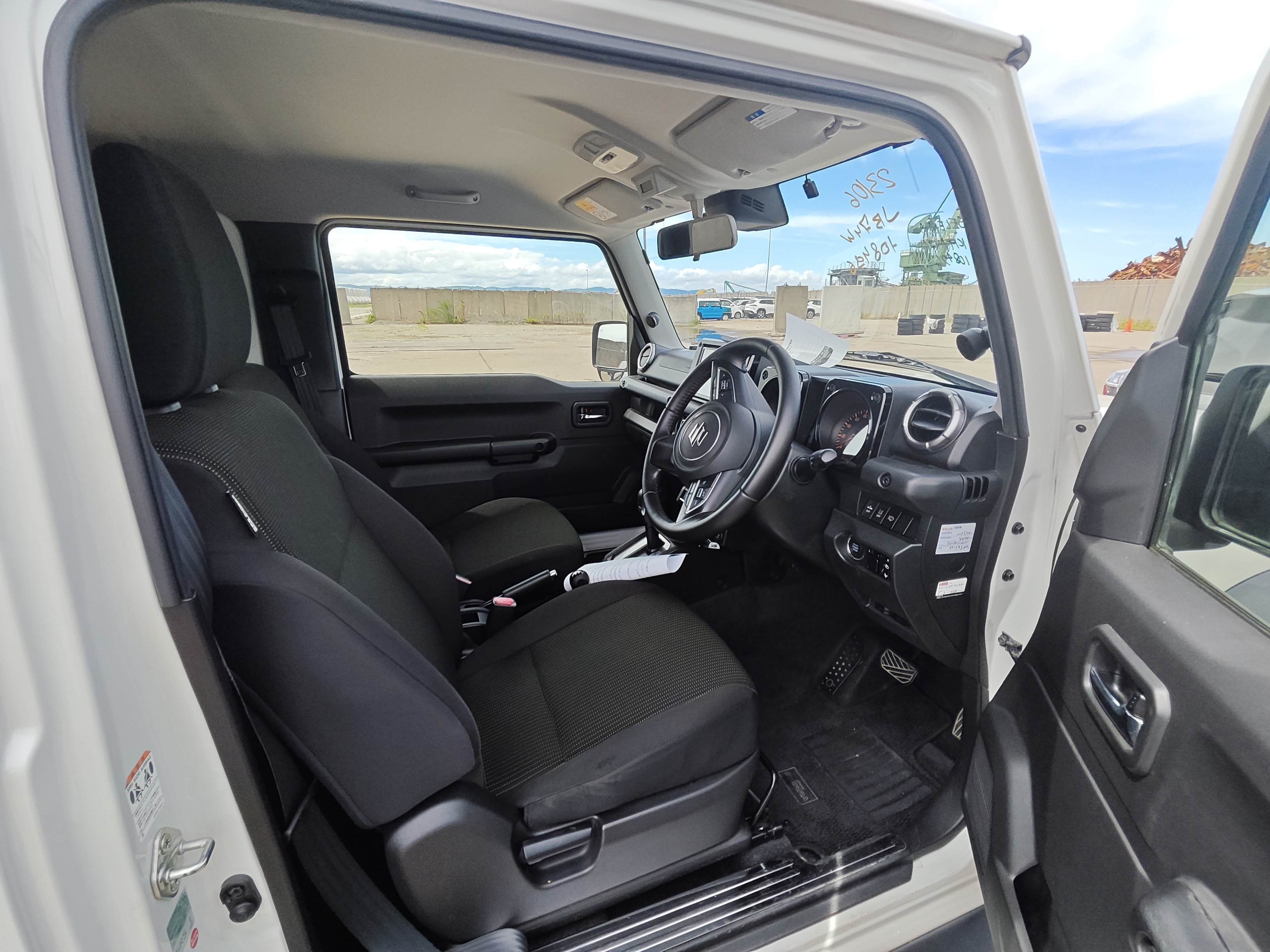 Suzuki Jimny Sierra