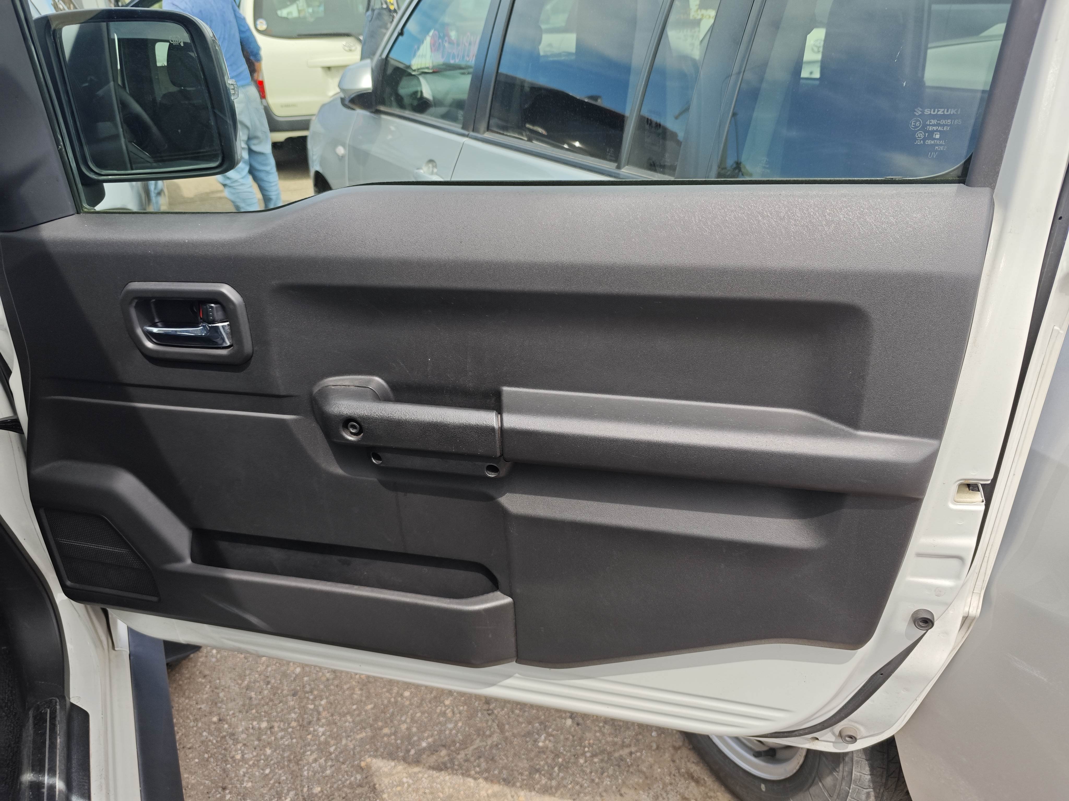 Suzuki Jimny Sierra