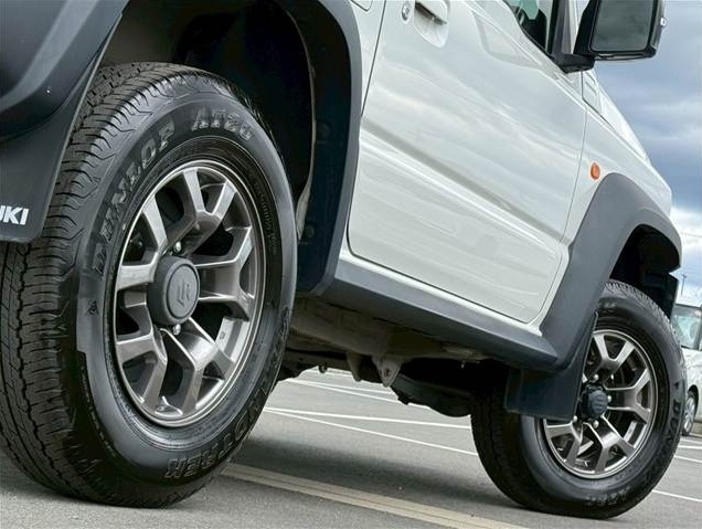 Suzuki Jimny Sierra