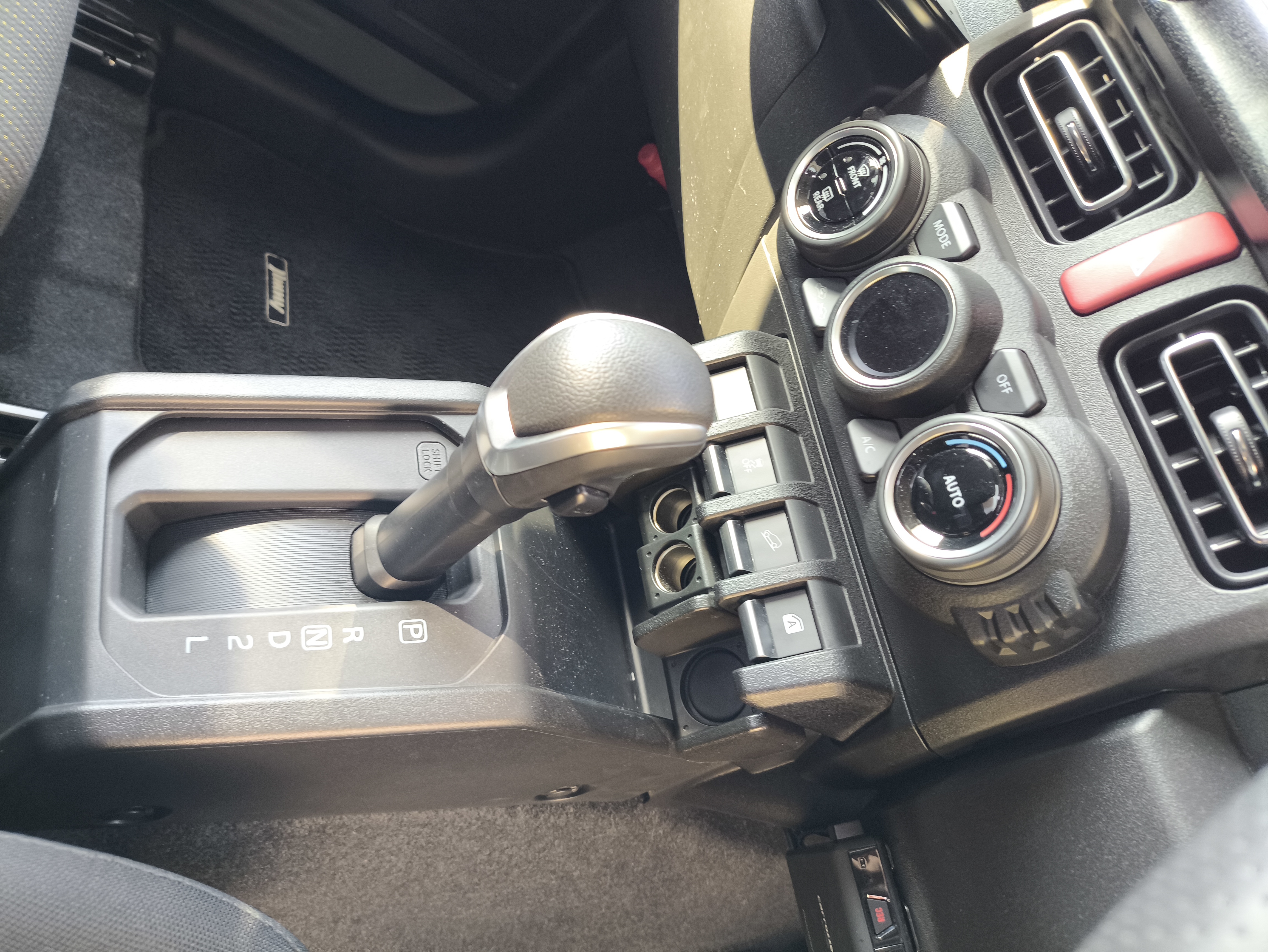 SUZUKI JIMNY