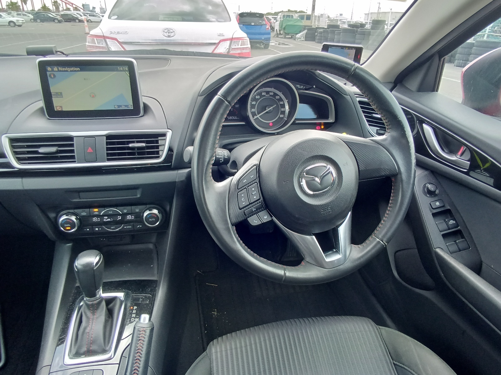 MAZDA AXELA