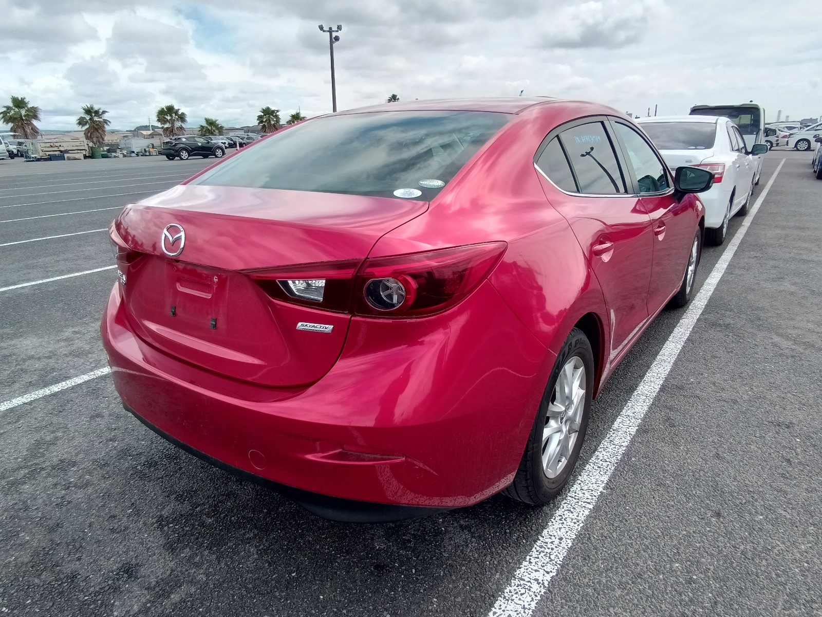 MAZDA AXELA