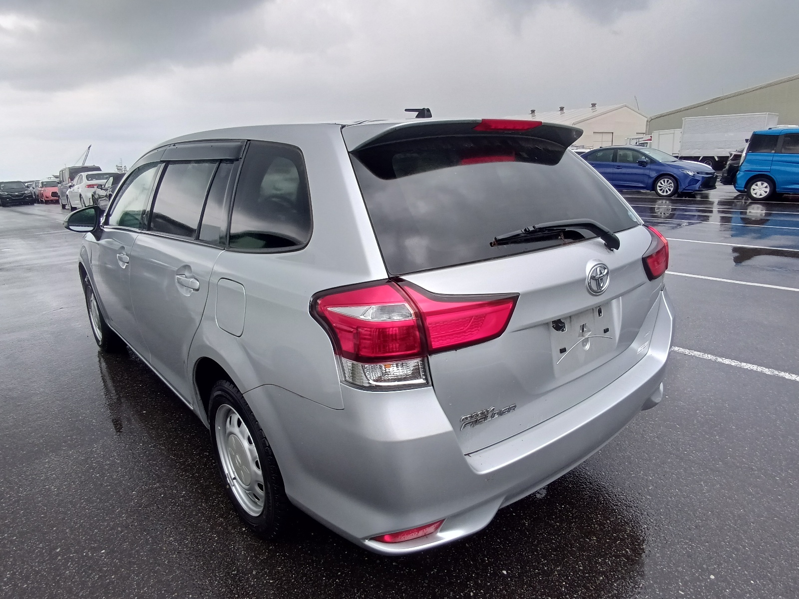 TOYOTA COROLLA FIELDER
