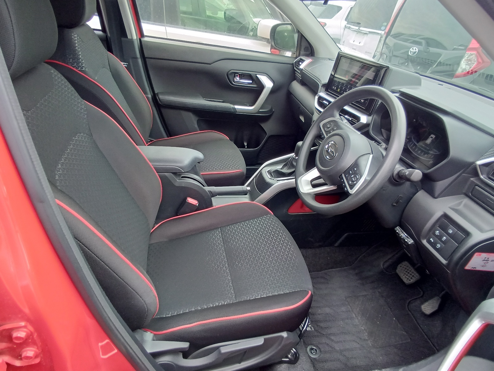 DAIHATSU ROCKY
