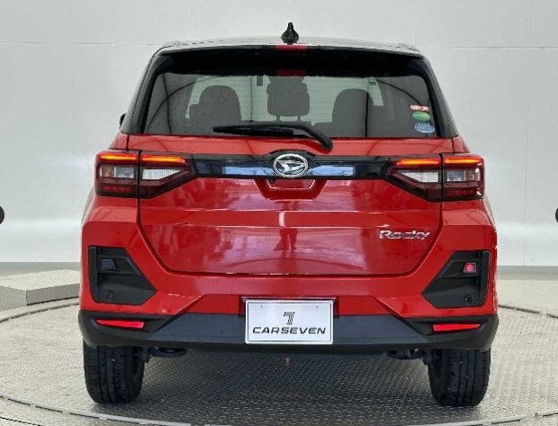 DAIHATSU ROCKY