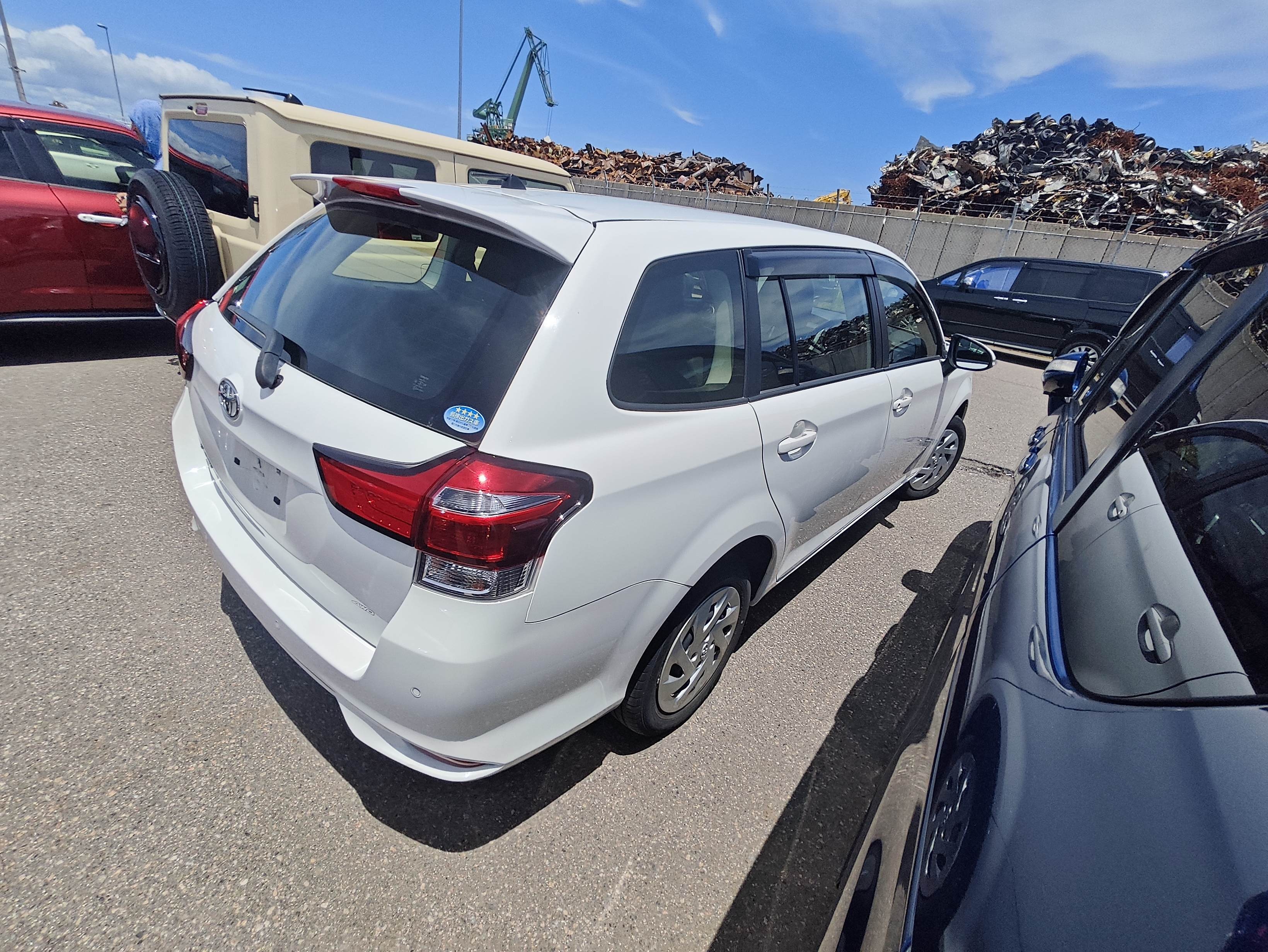 TOYOTA COROLLA FIELDER