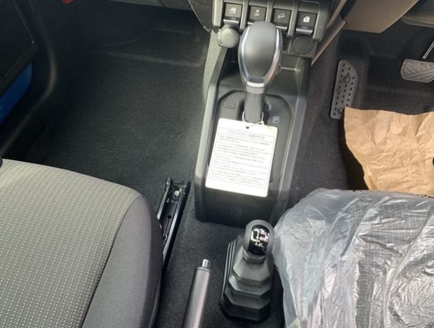 Suzuki Jimny Sierra