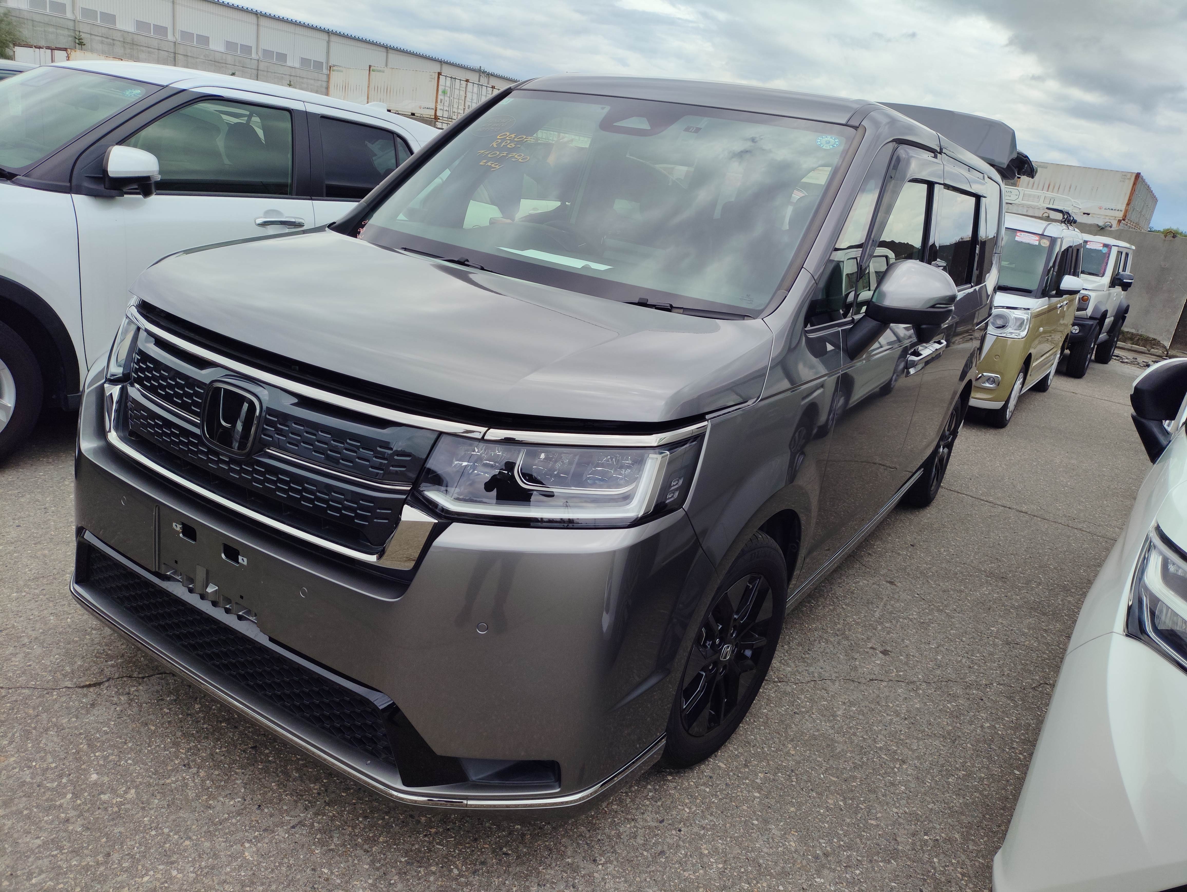 HONDA STEPWGN SPADA