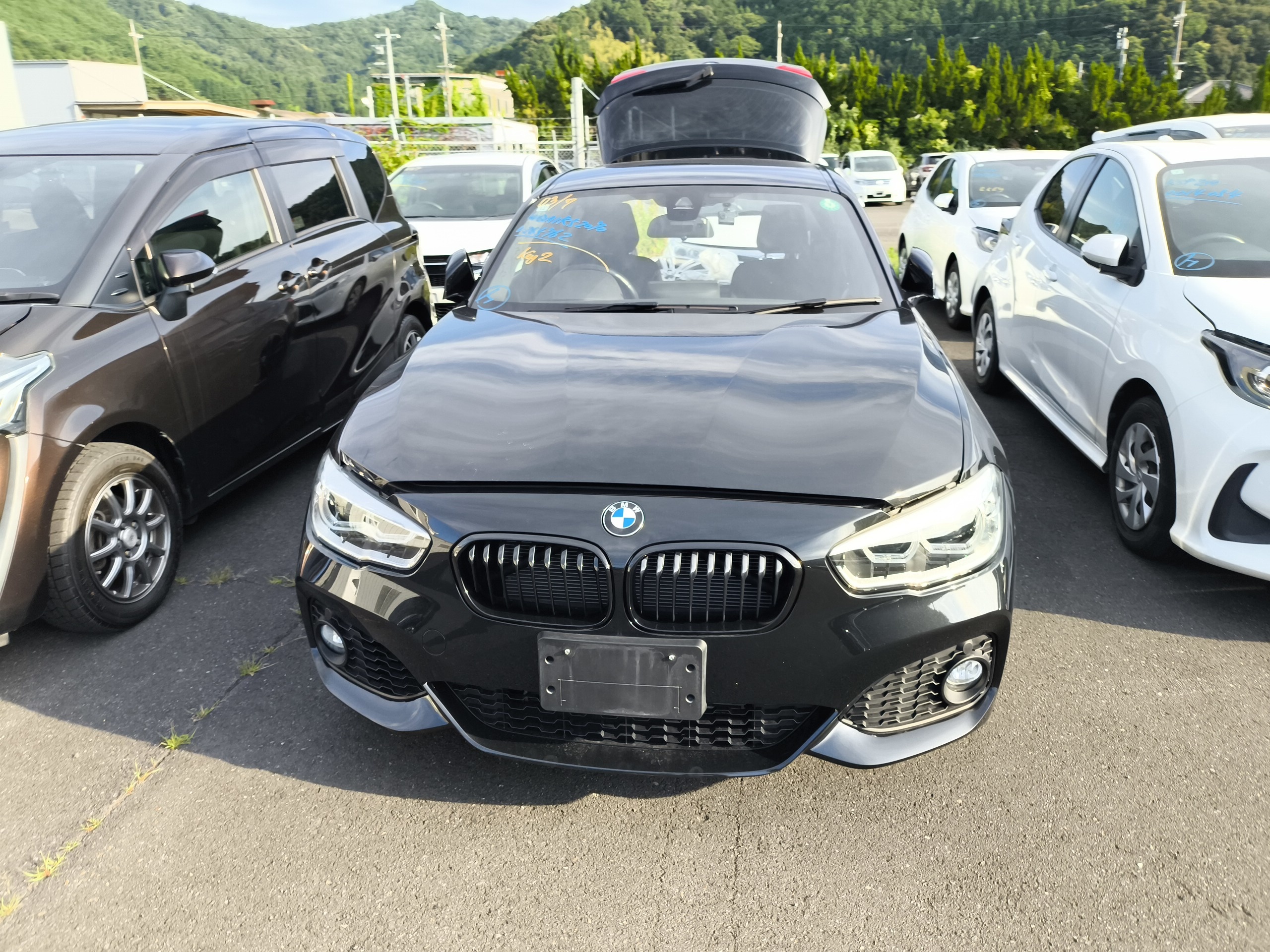 BMW 1 SERIES