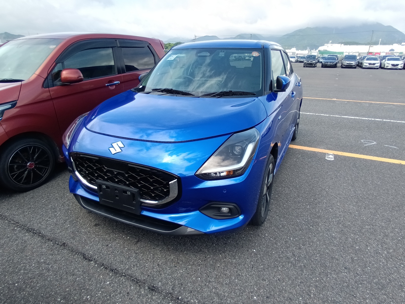 SUZUKI SWIFT