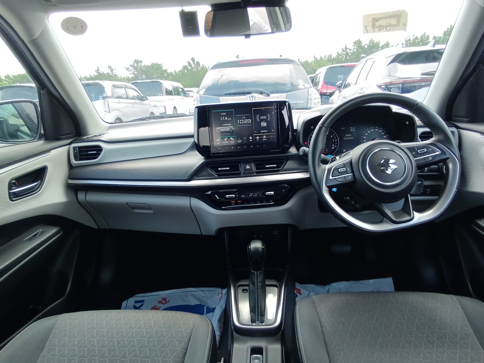 SUZUKI SWIFT