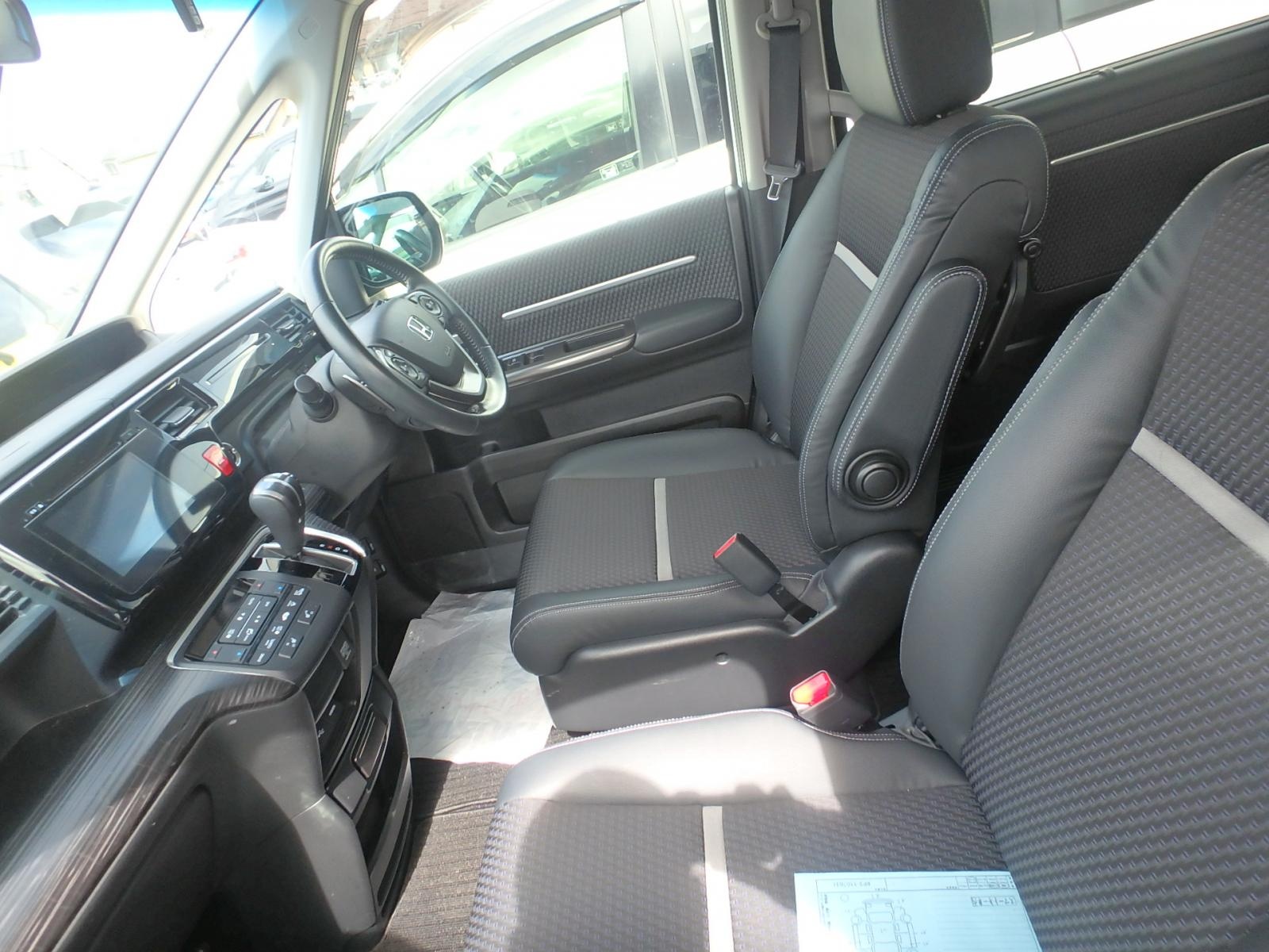 HONDA STEPWGN SPADA