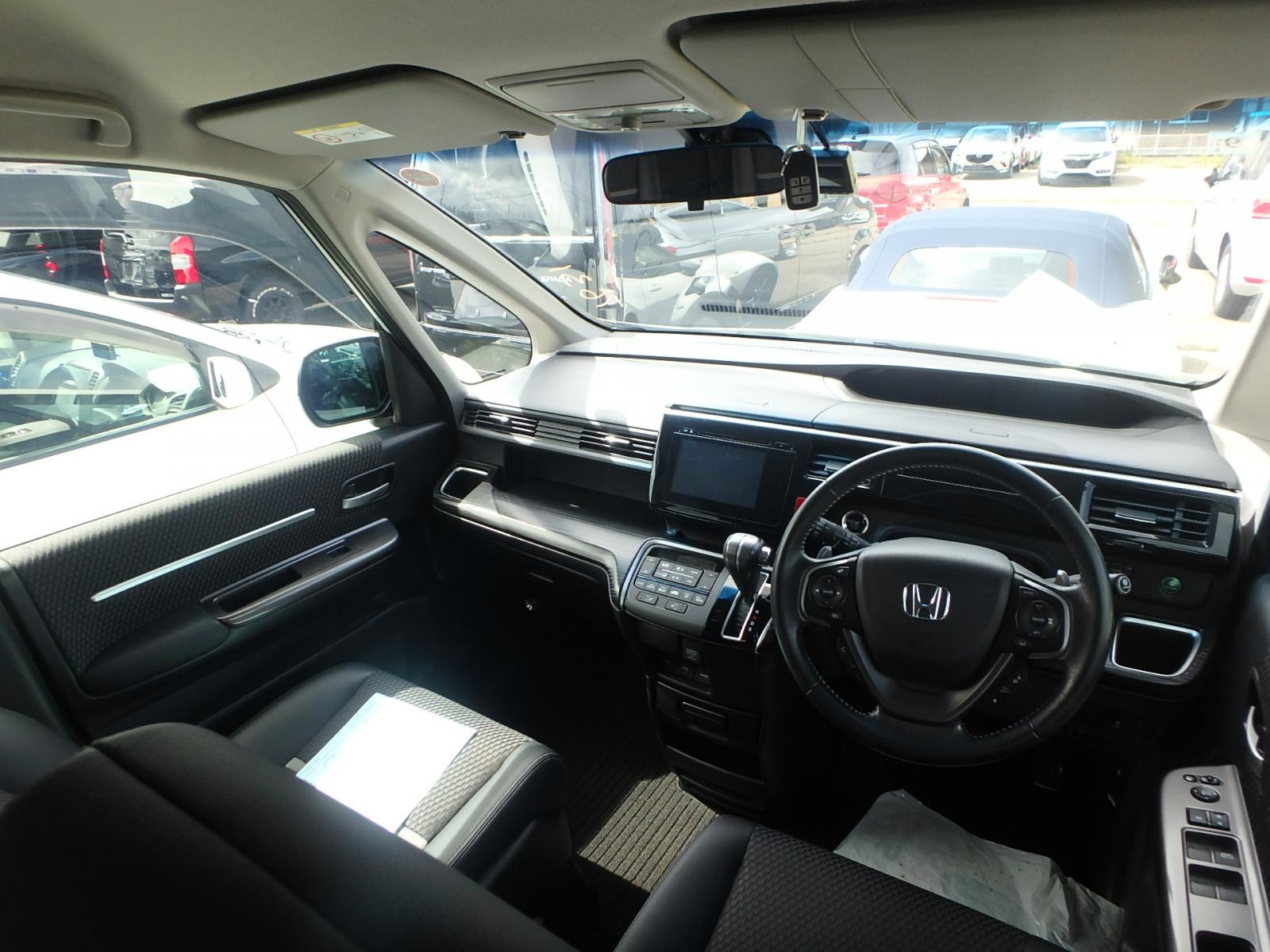 HONDA STEPWGN SPADA