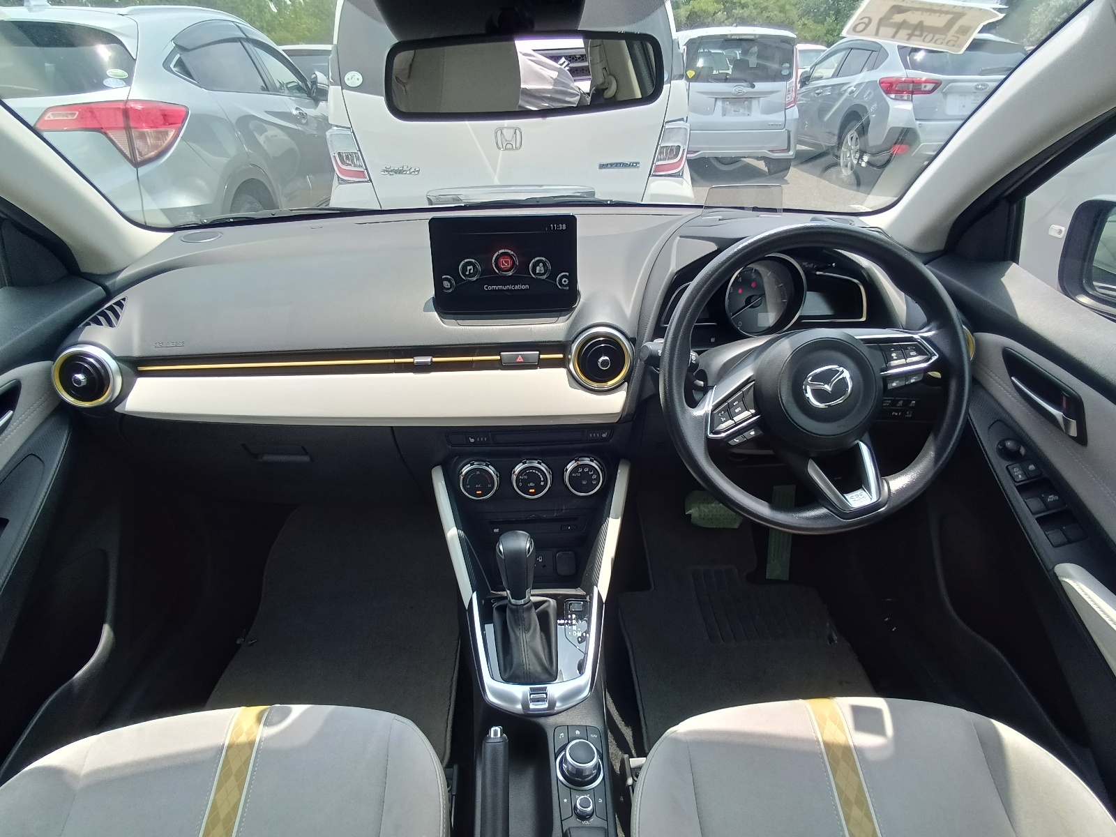 MAZDA Mazda2