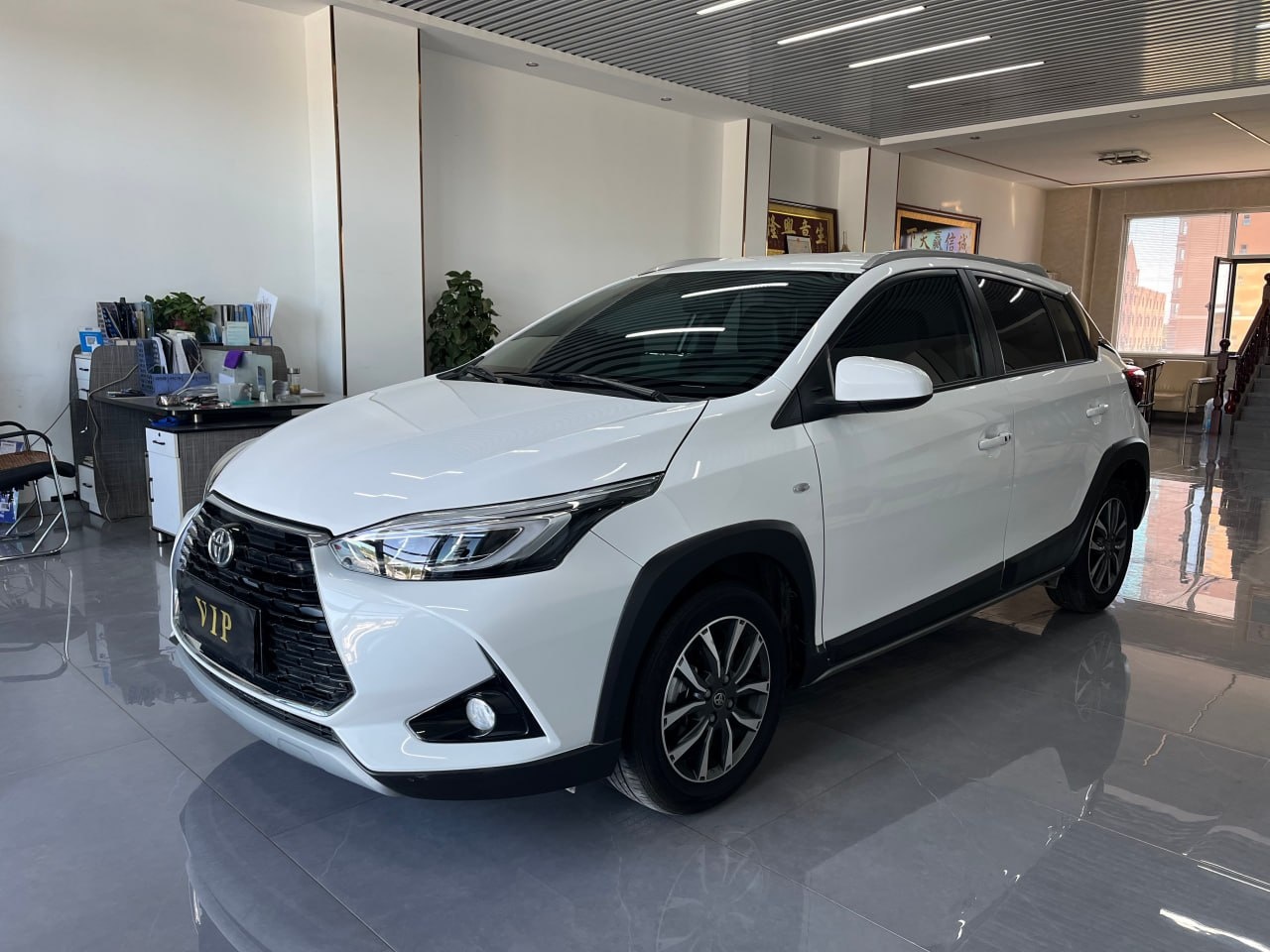 Toyota Yaris L