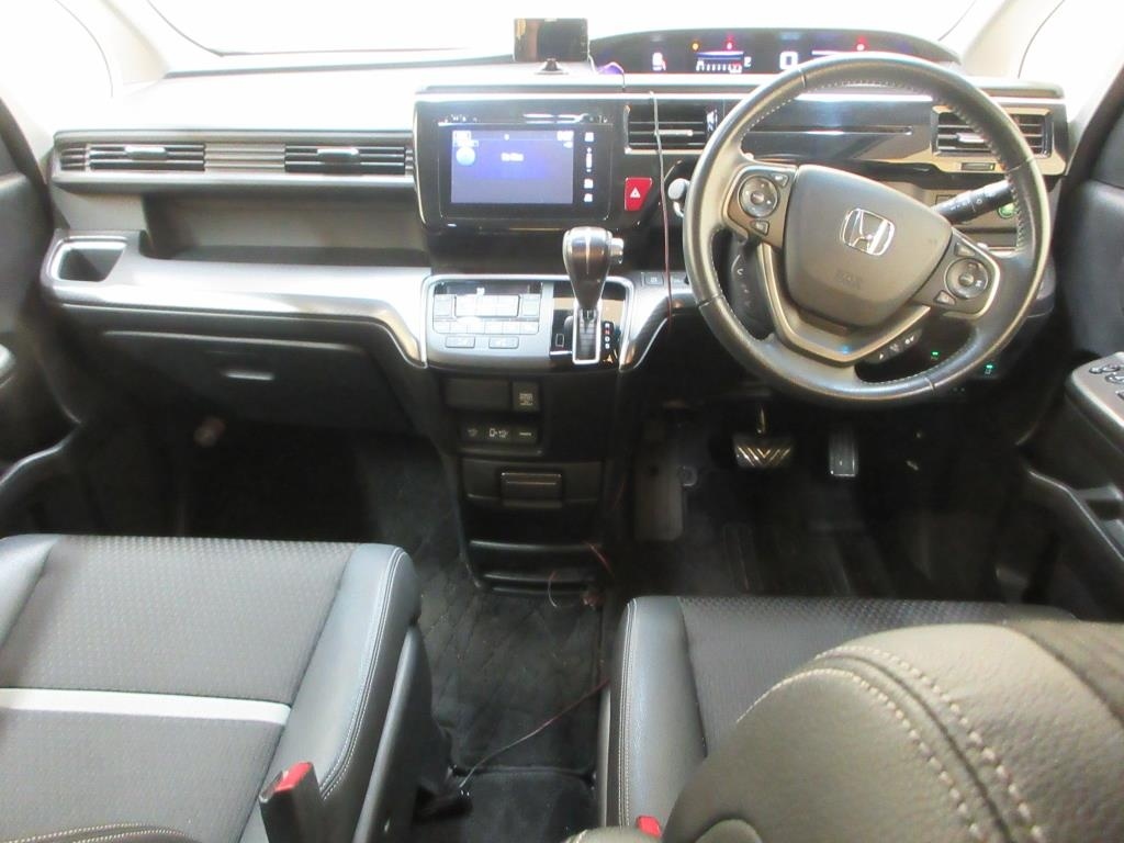 HONDA STEPWGN SPADA
