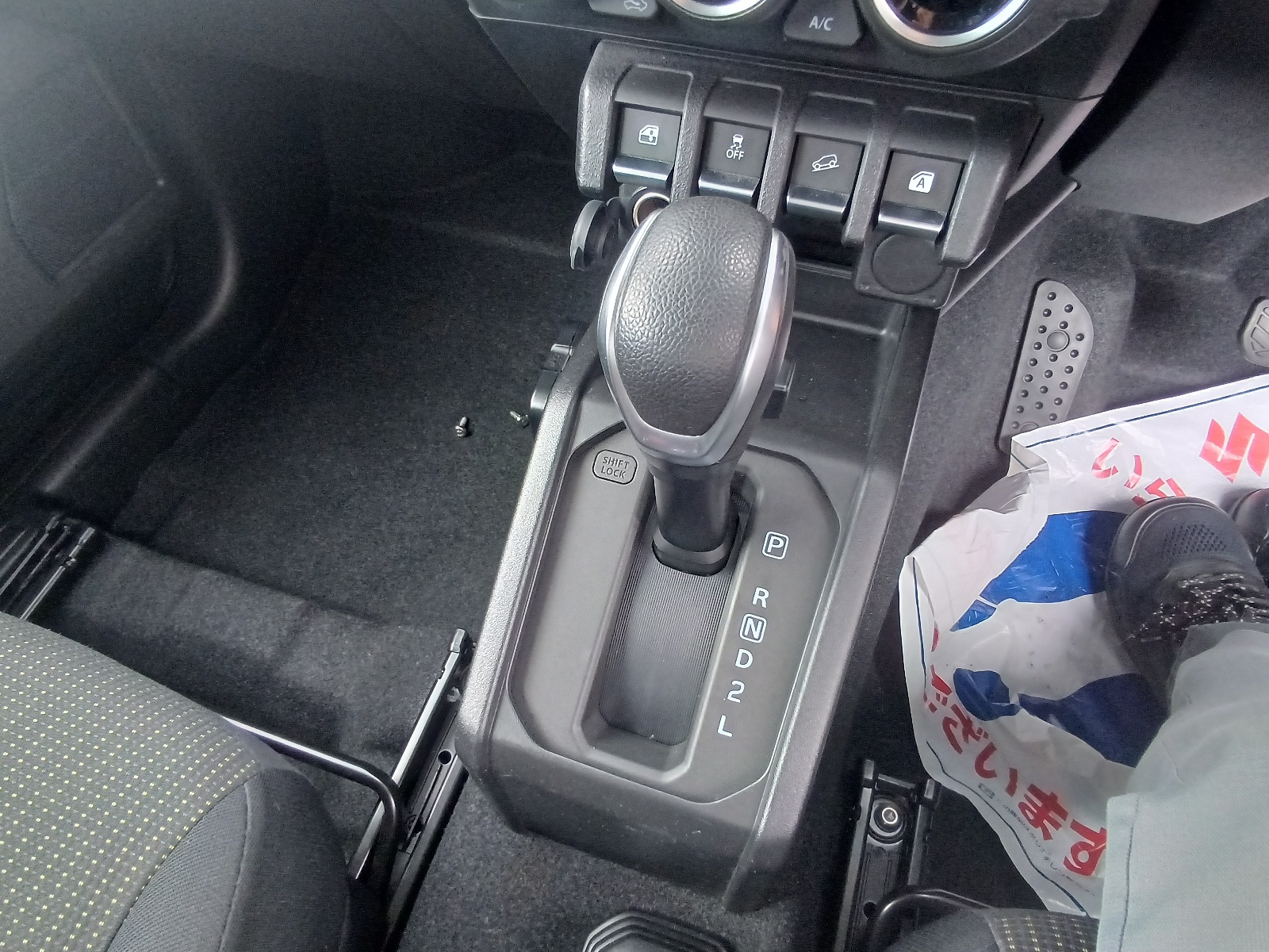 SUZUKI JIMNY SIERRA