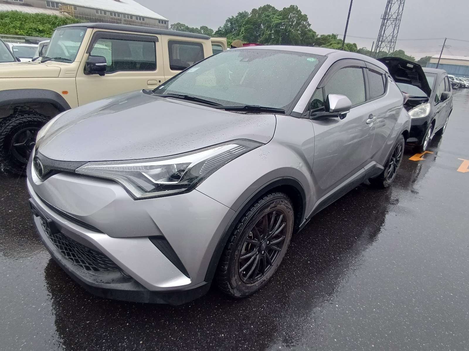 TOYOTA C-HR