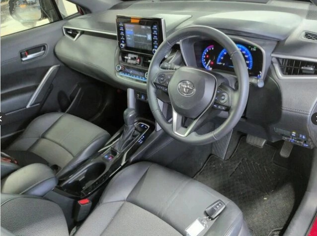 TOYOTA COROLLA CROSS