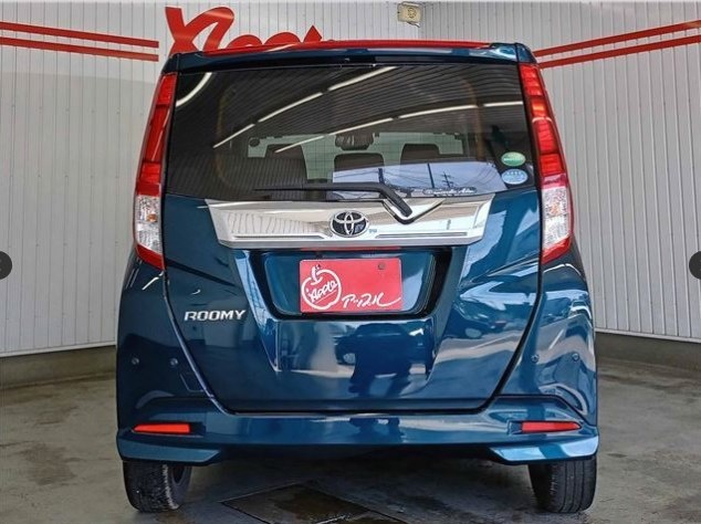 TOYOTA ROOMY