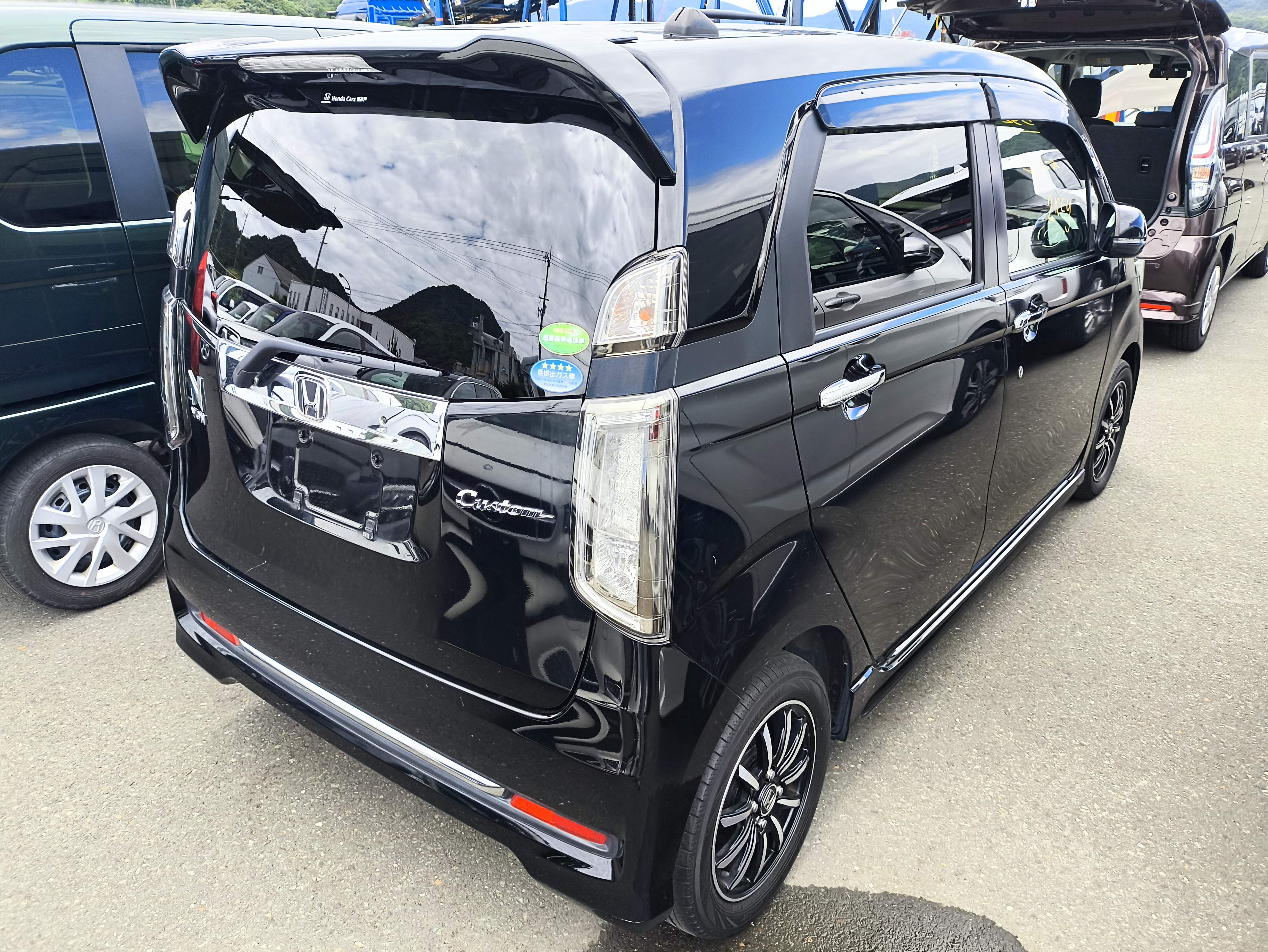 HONDA N-WGN