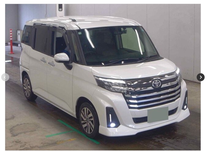 TOYOTA ROOMY