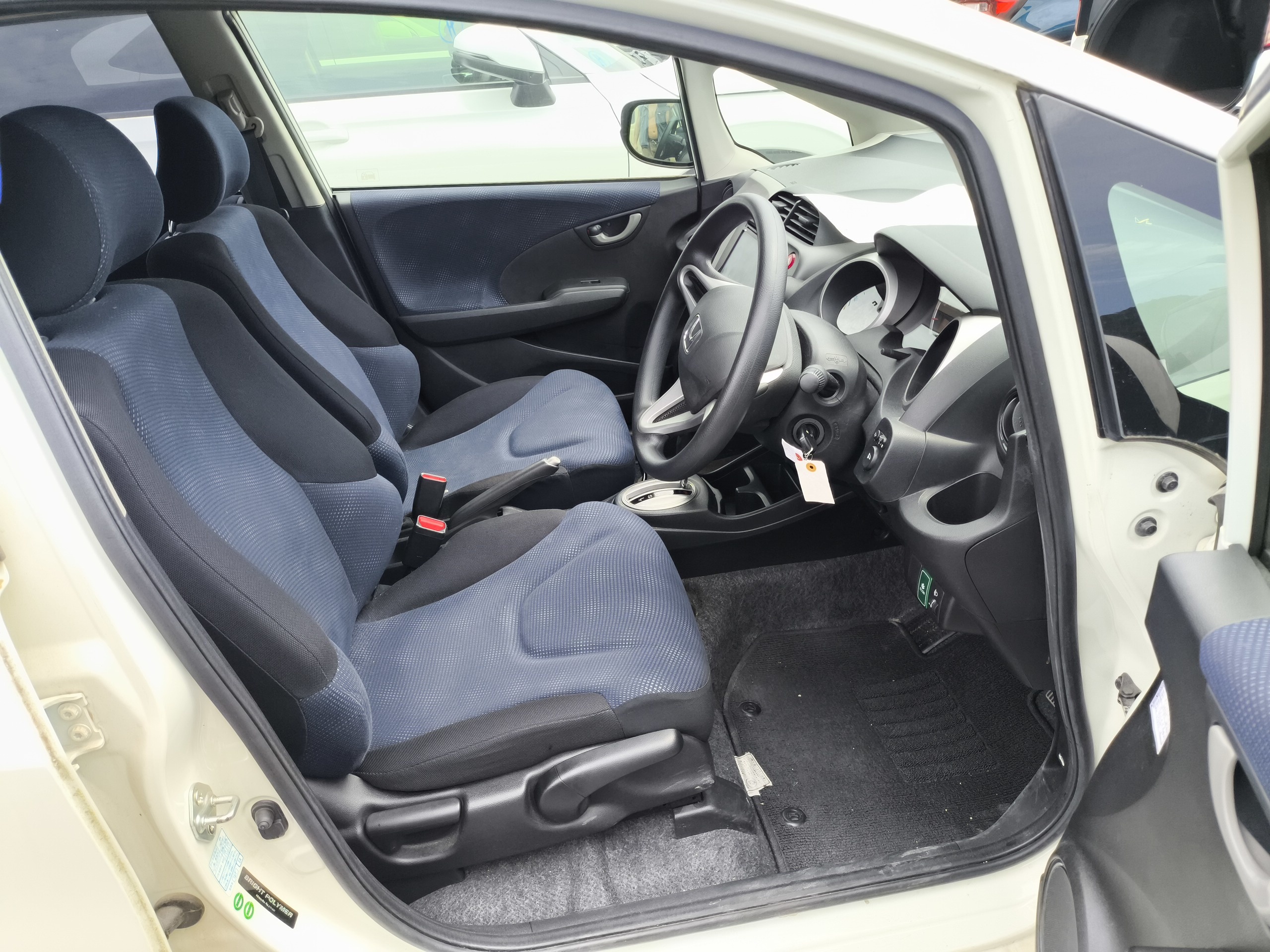 HONDA FIT
