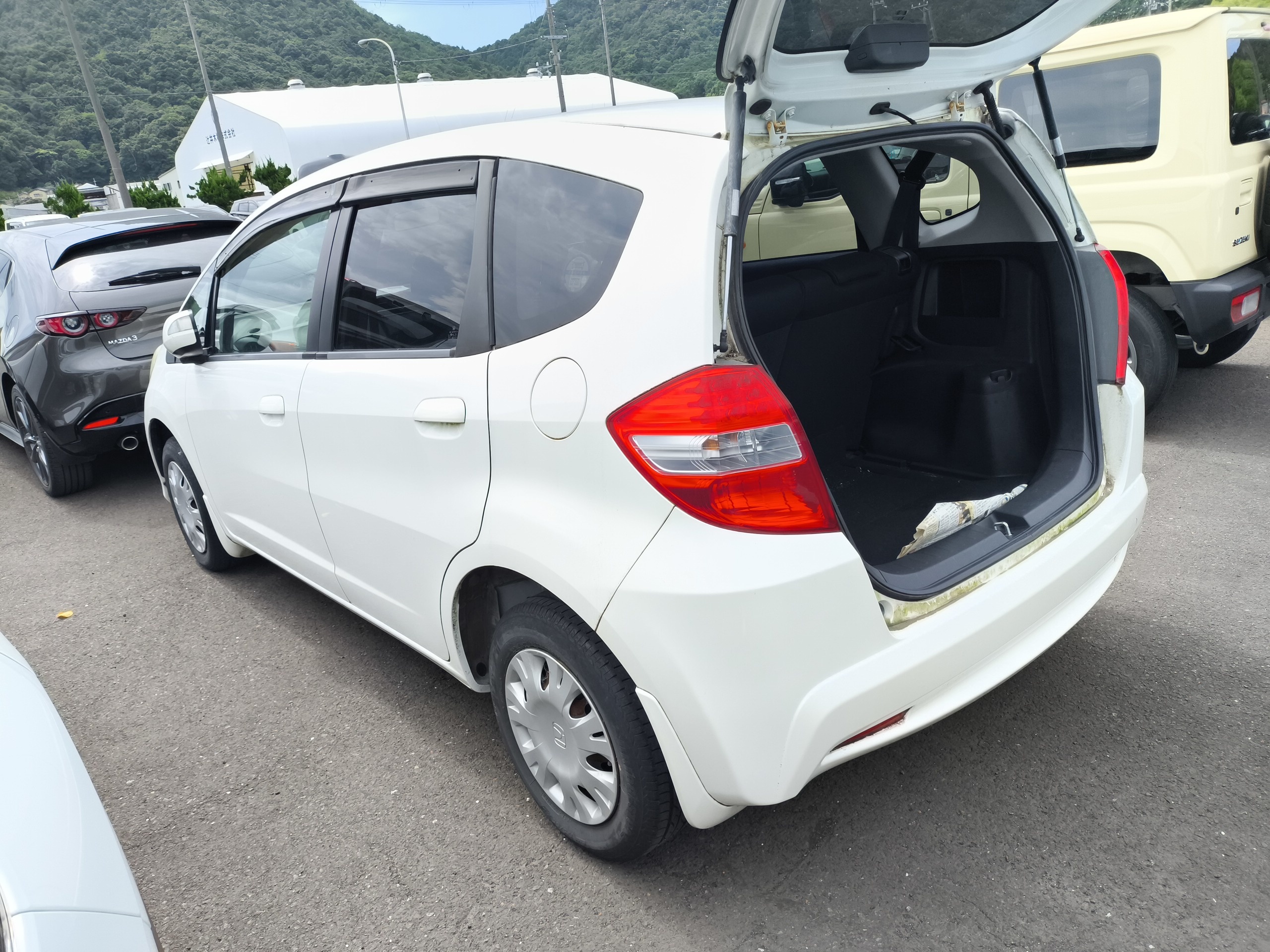 HONDA FIT