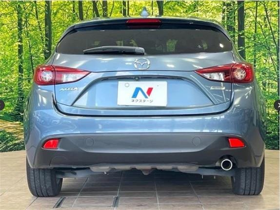 MAZDA AXELA