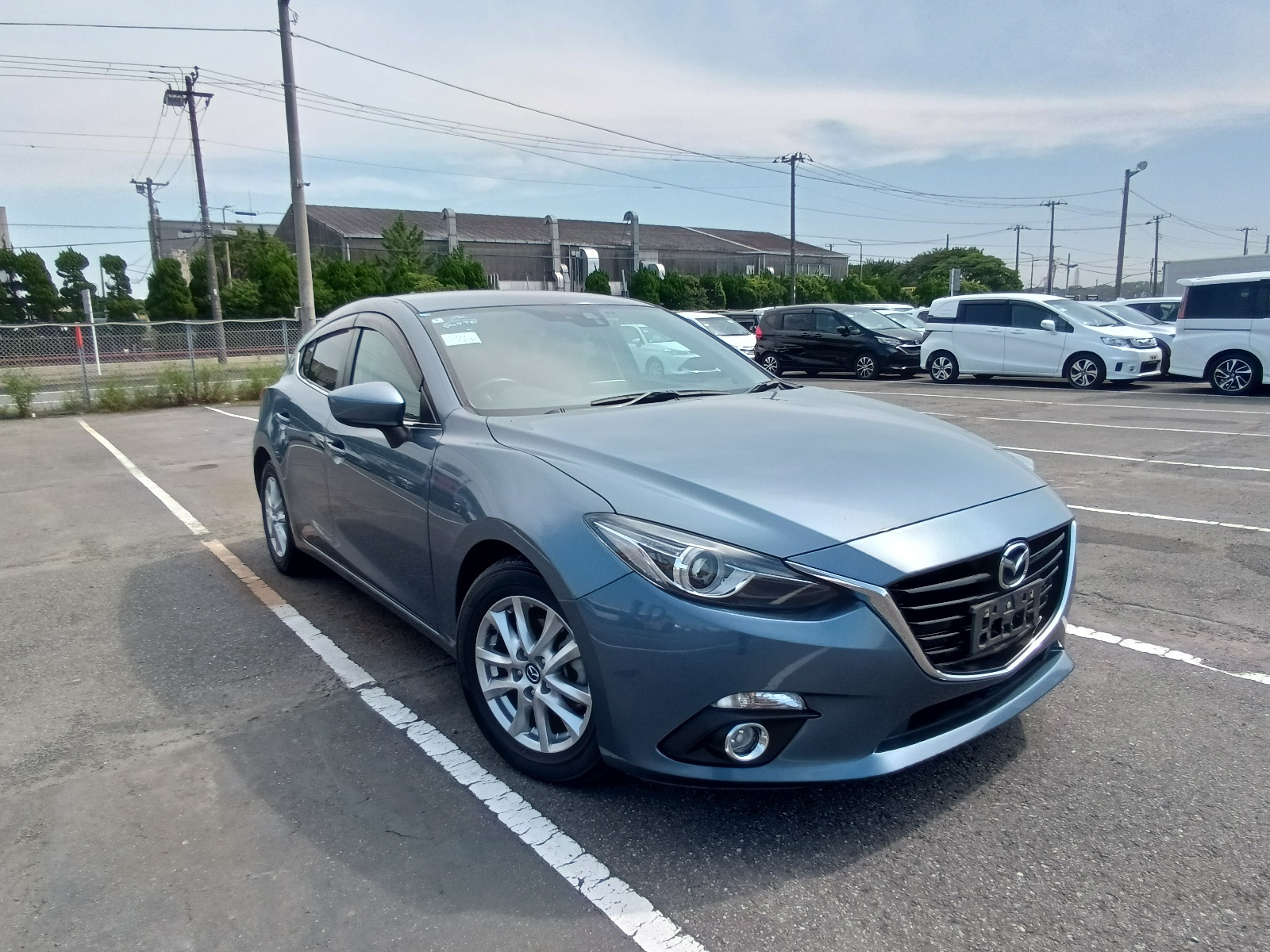 MAZDA AXELA