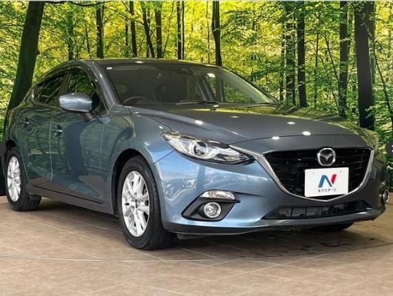 MAZDA AXELA