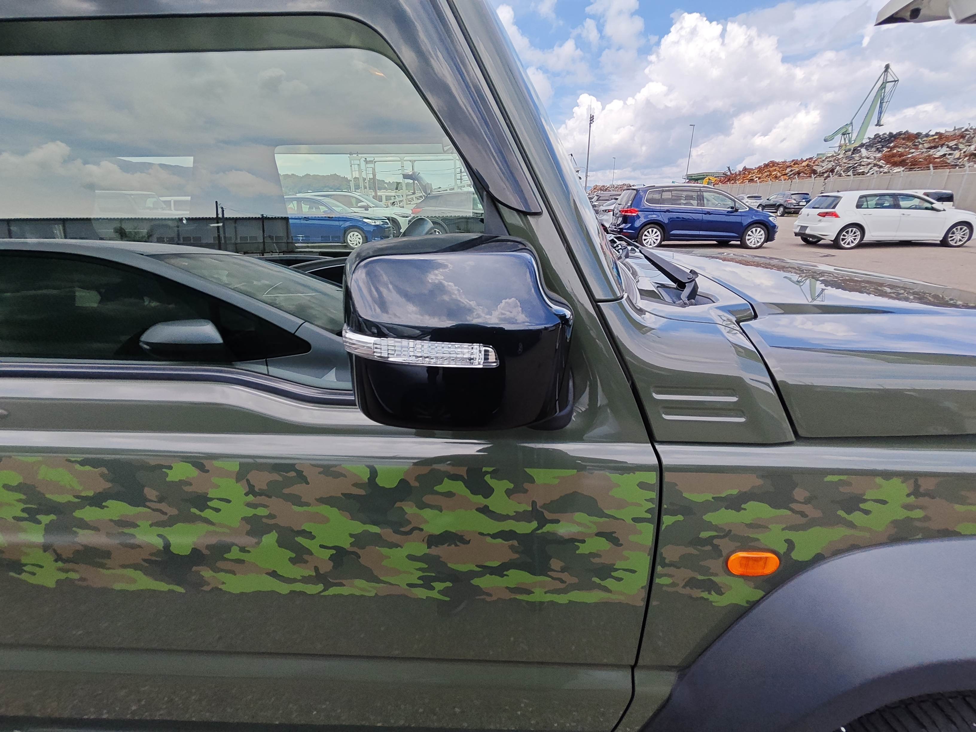 SUZUKI JIMNY SIERRA