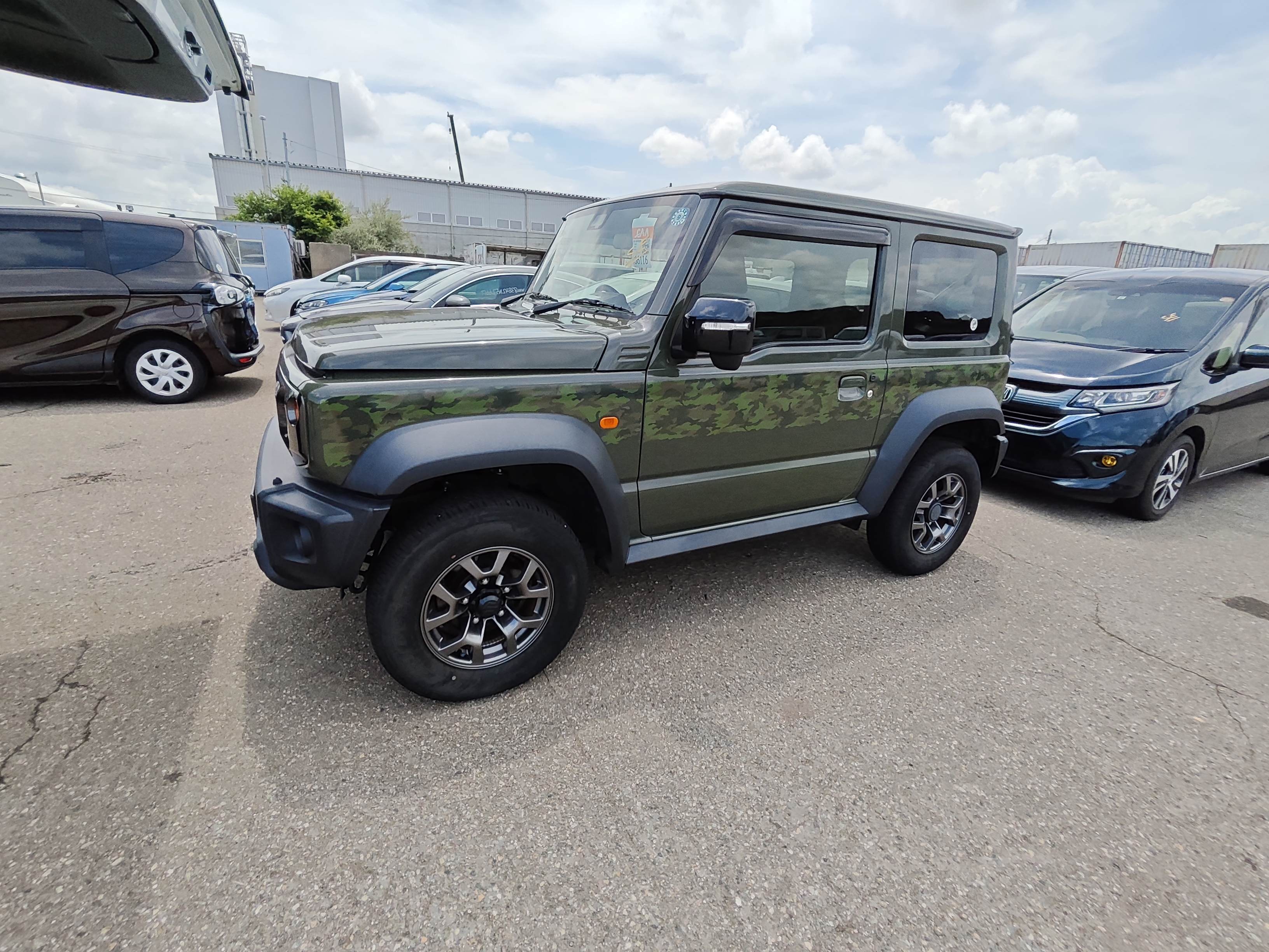 SUZUKI JIMNY SIERRA