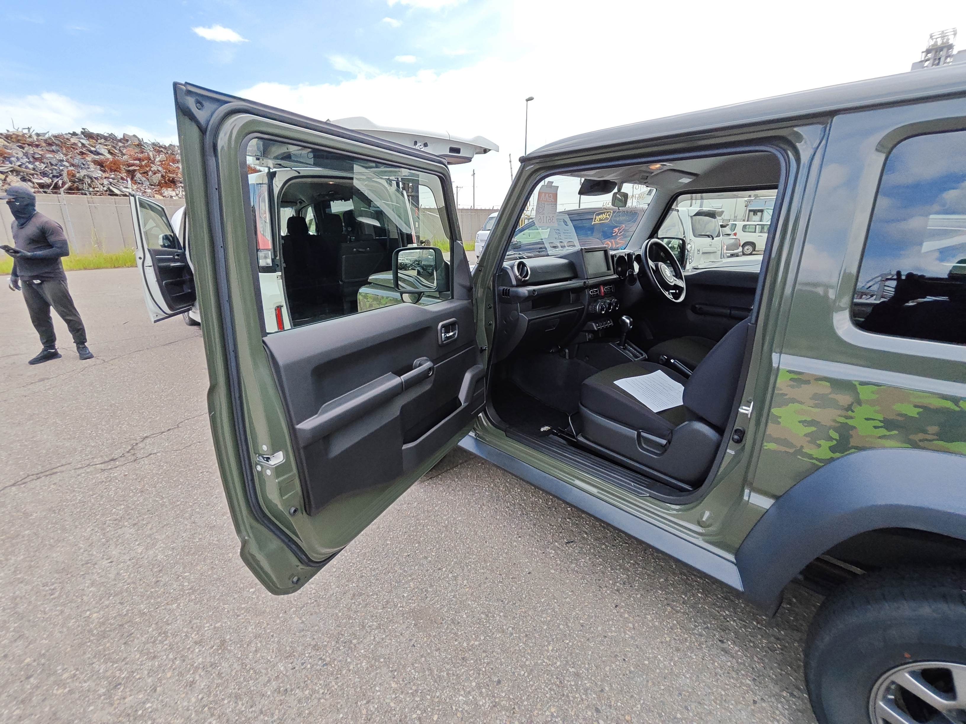 SUZUKI JIMNY SIERRA