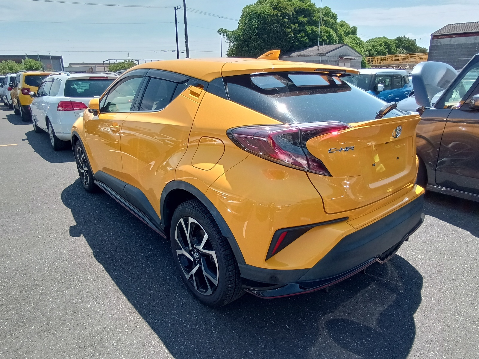TOYOTA C-HR