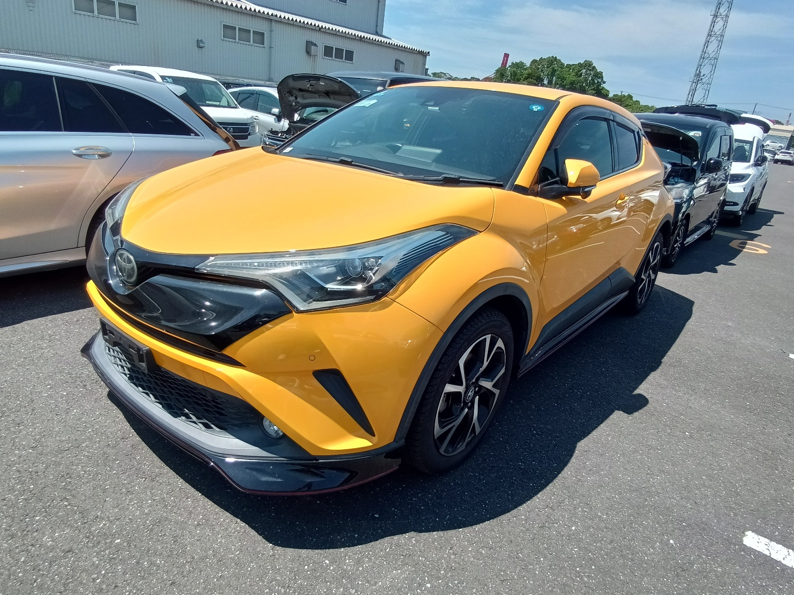 TOYOTA C-HR