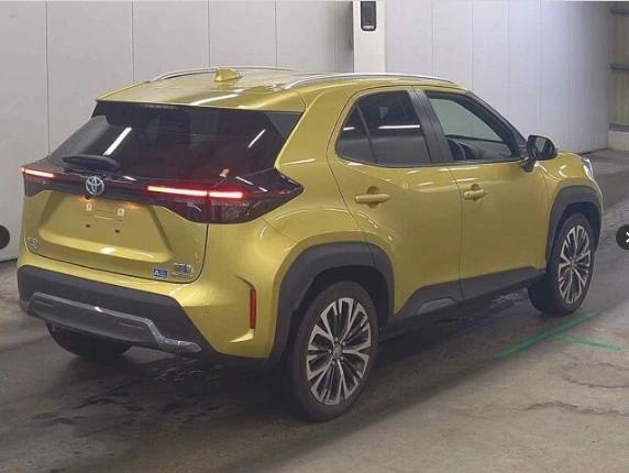 TOYOTA YARIS CROSS