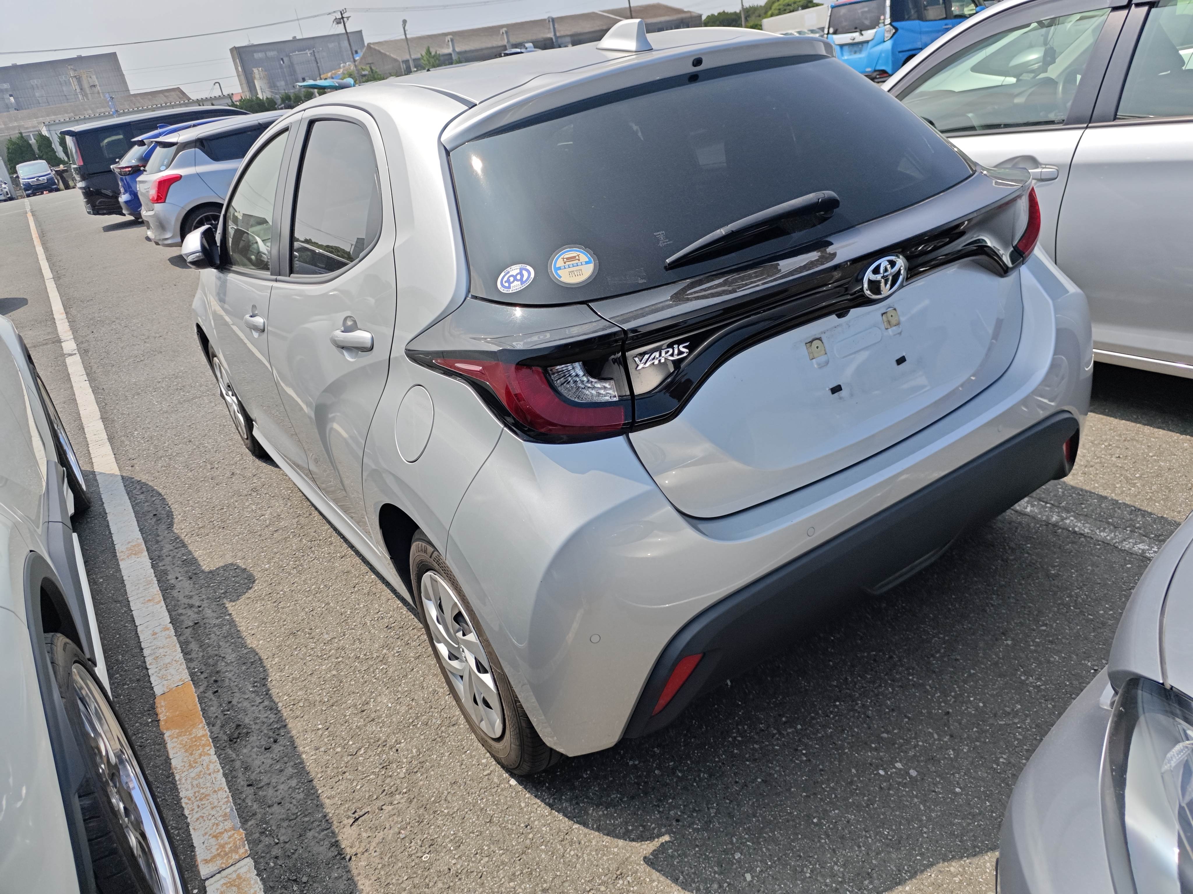 TOYOTA YARIS