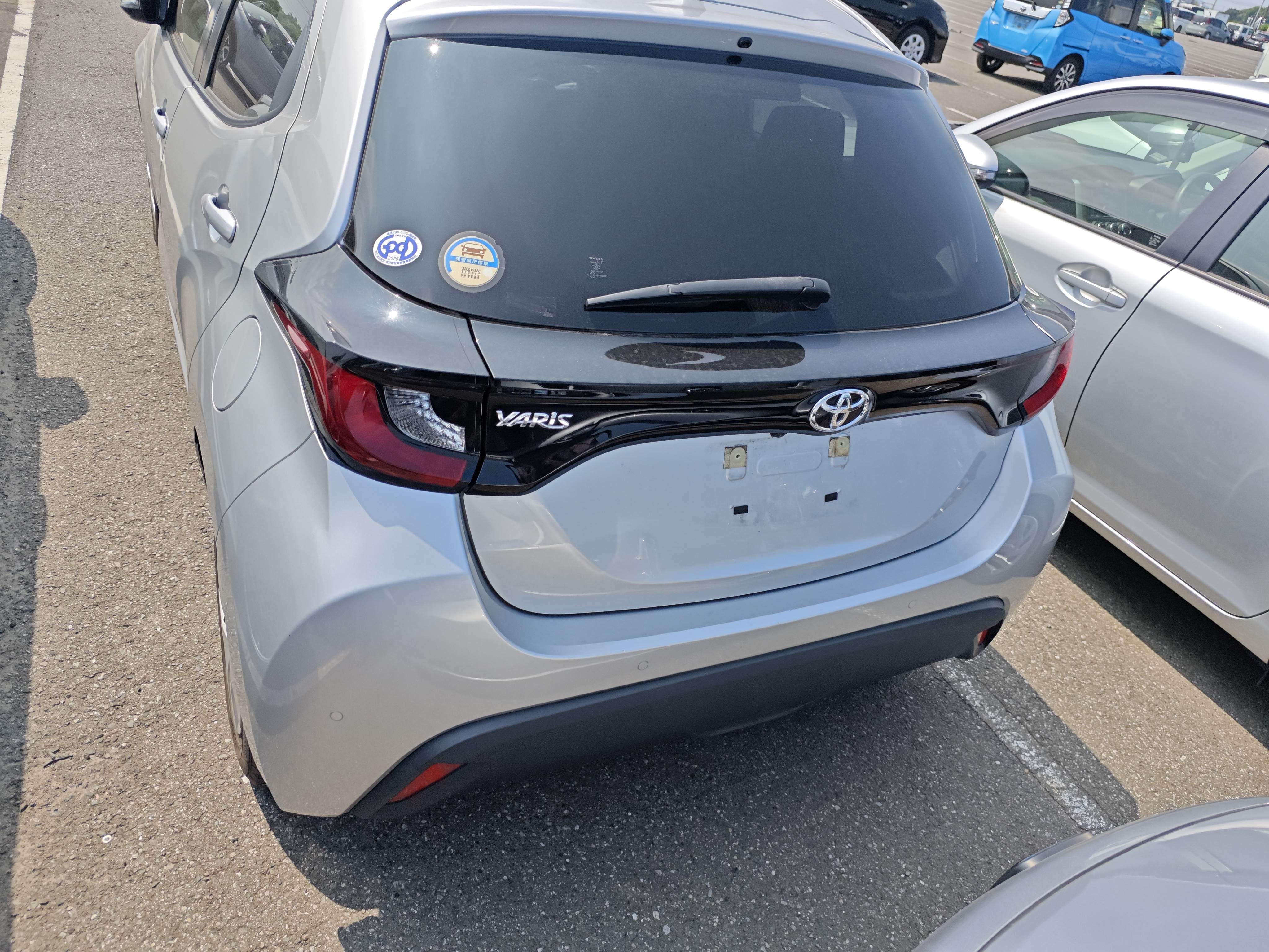TOYOTA YARIS