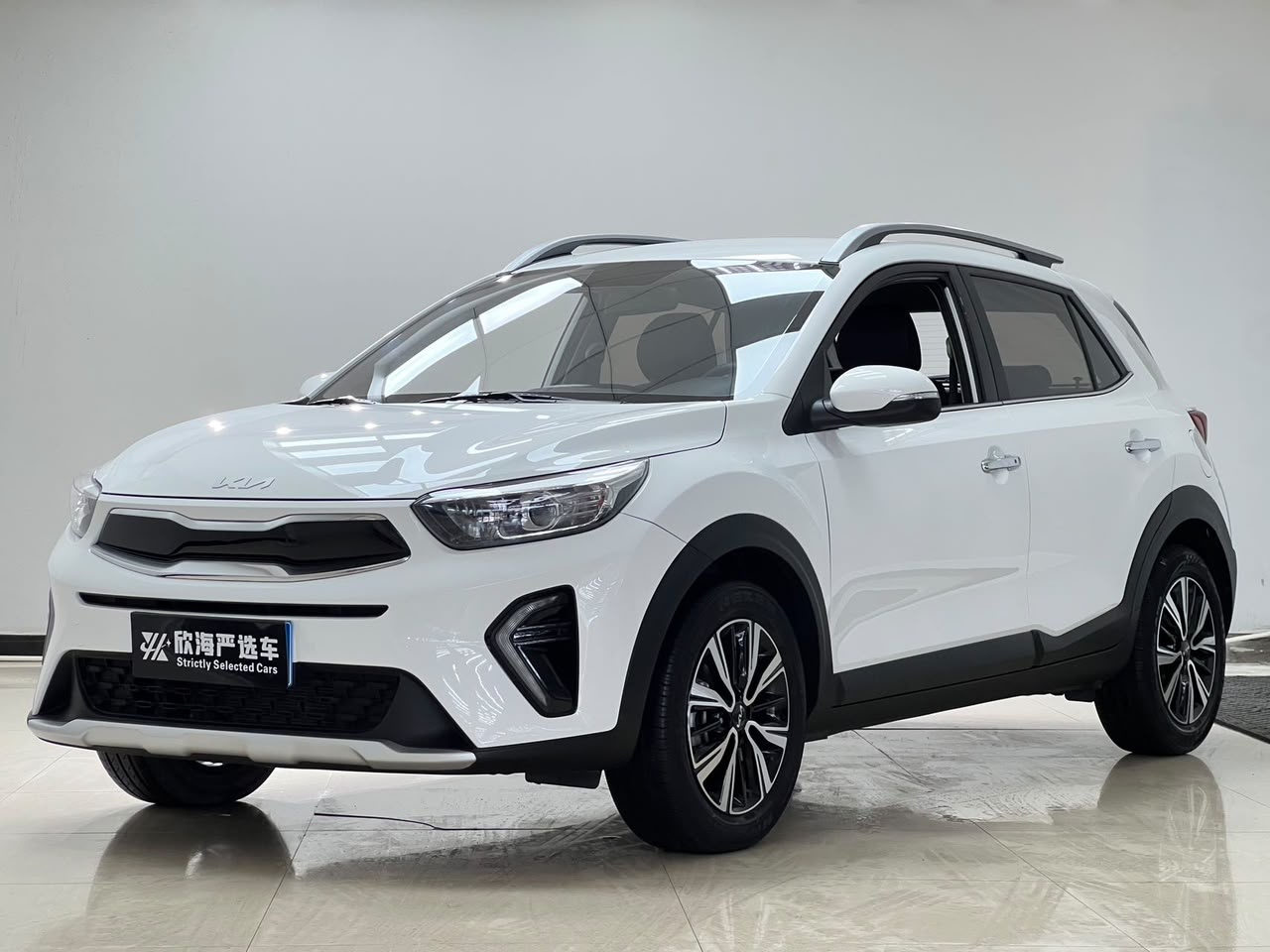 Kia KX1