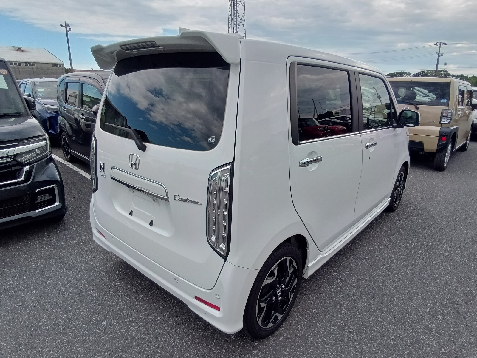 HONDA N-WGN