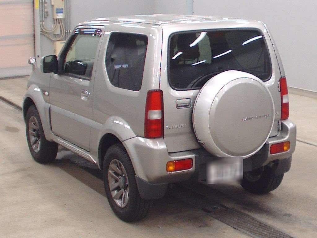 SUZUKI JIMNY SIERRA