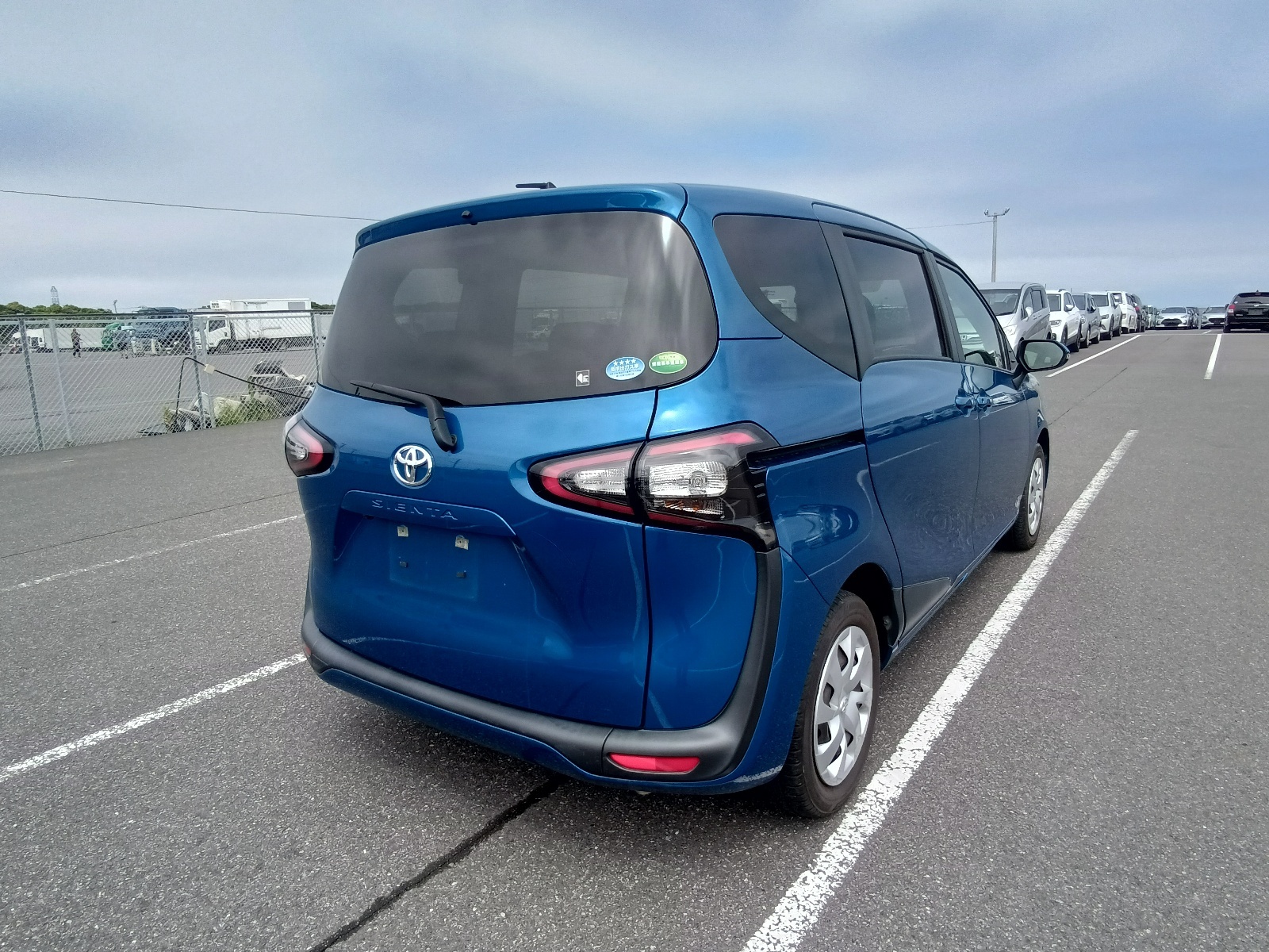 TOYOTA SIENTA
