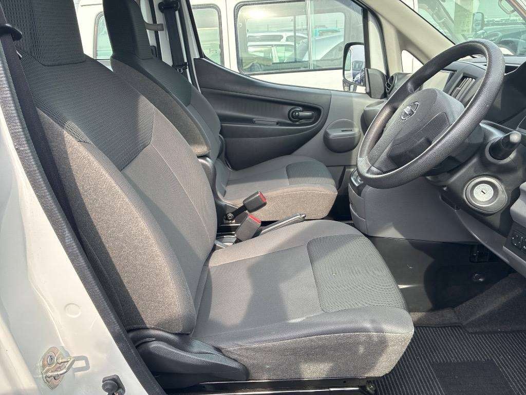 NISSAN NV200 VANETTE VAN