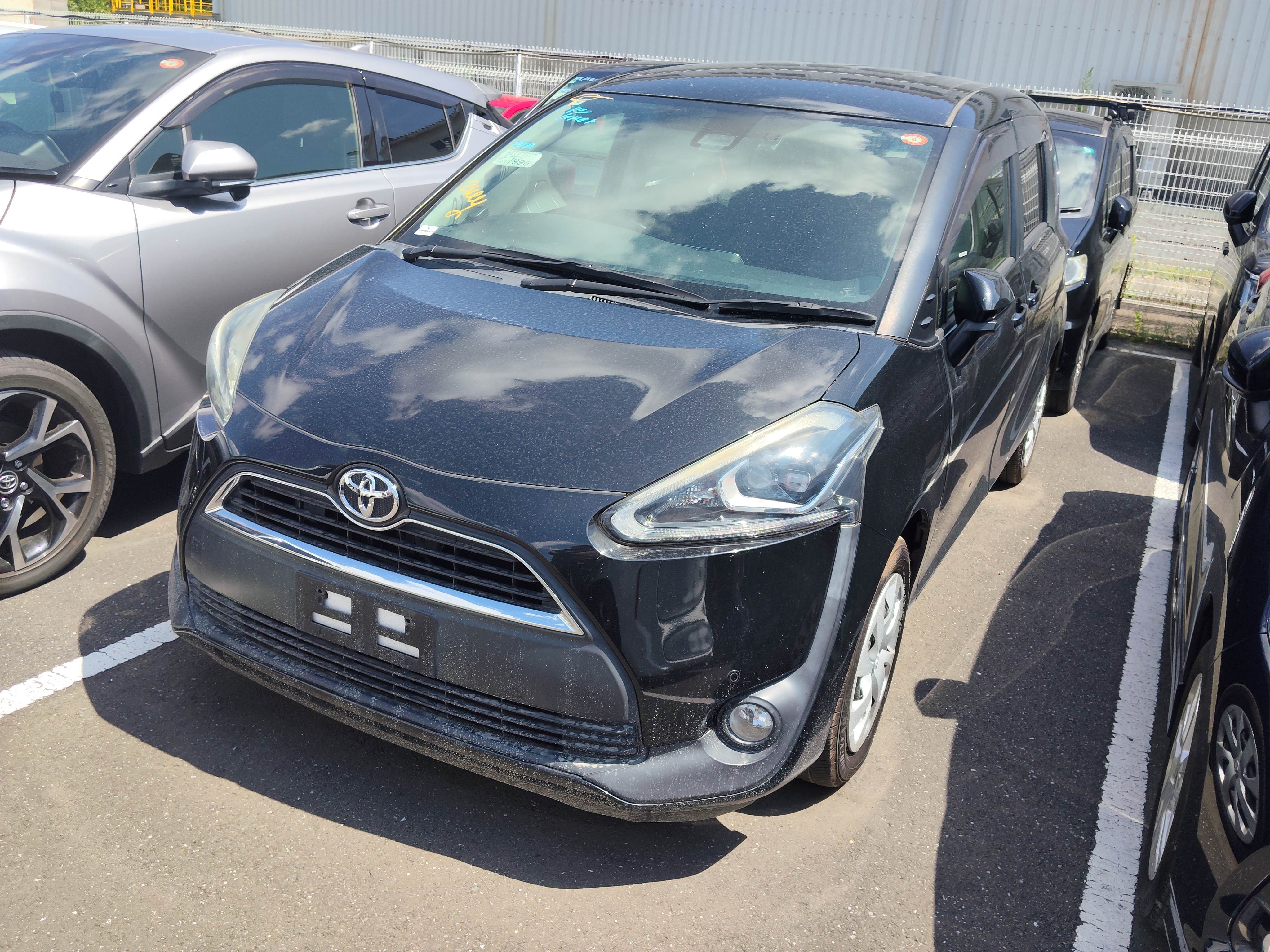 TOYOTA SIENTA