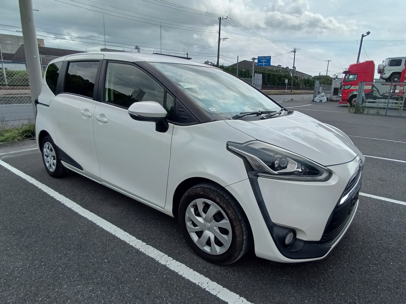 TOYOTA SIENTA