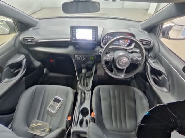 TOYOTA YARIS